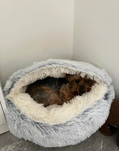 Faux-fur calming nest, designed to reduce stress and improve sleep for your furry friend